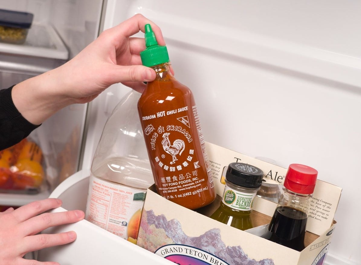 Use A Six-Pack To Organize Condiments